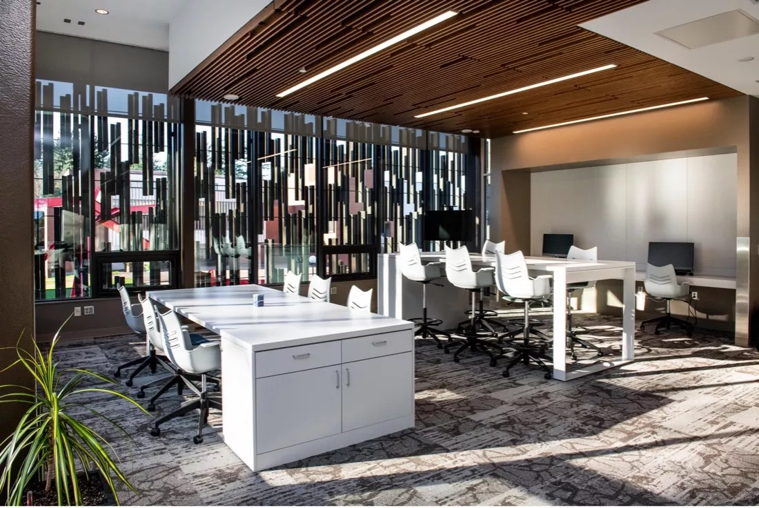 Study space and computer lab in the multicultural center